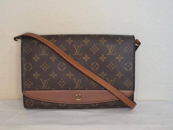 Louis Vuitton Handbags - Louis Vuitton Bordeaux Monogram Crossbody Clutch Bag Vintage Brown Leather Trim